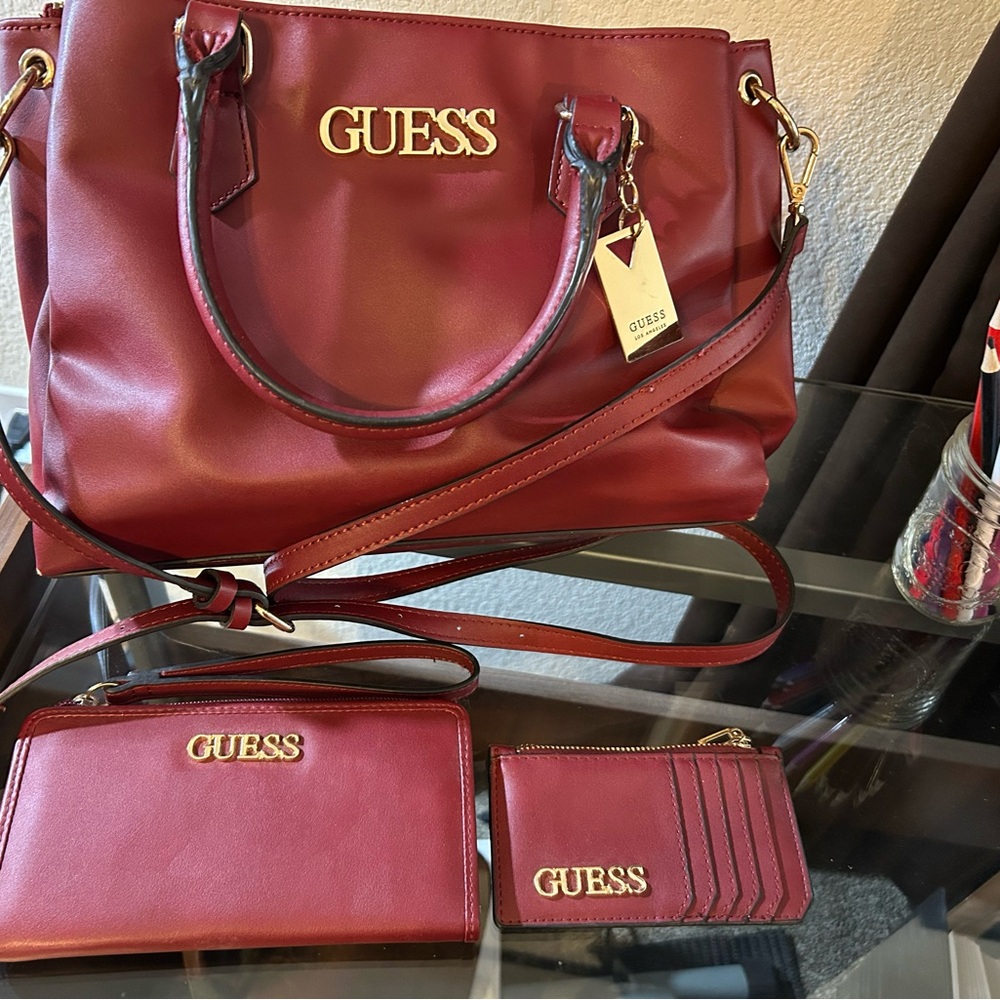 GUESS 3 Piece Purse Set
